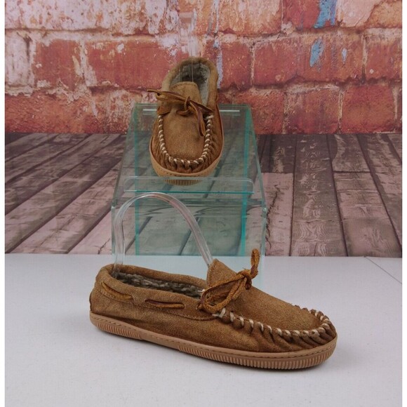 Minnetonka 48401 Hard Bottom Moccasin Slippers Tan Suede Youth 4 - Picture 1 of 8